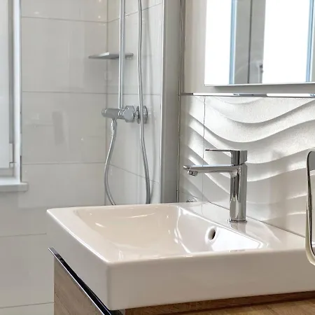 Jenny Jenny - 3 アパート *